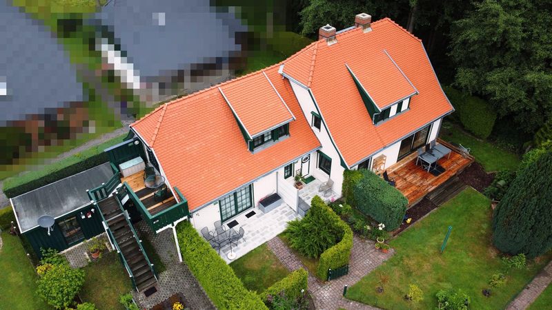 Einfamilienhaus mit 2 Extra-Wohneinheiten